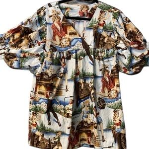 Women’s Alexander Henry Vintage Novelty Pin Up Girls The Great Outdoors Top M/L